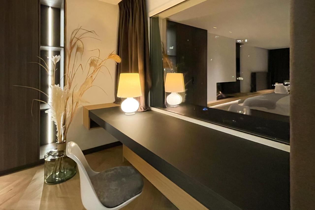 Le19 Suite Georges&Lucy Namur Extérieur photo